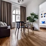 Park Plus Apart Apartment